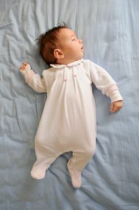 Read more about the article Kenapa Bayi Sering Tidur? Ini Lho Alasannya!